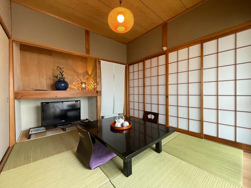 (Opening SALE) [Limited to one group per day] Rental villa Ise-Oiminato | 1-minute walk to the sea | Enjoy a relaxing stay in a port town - Image 1