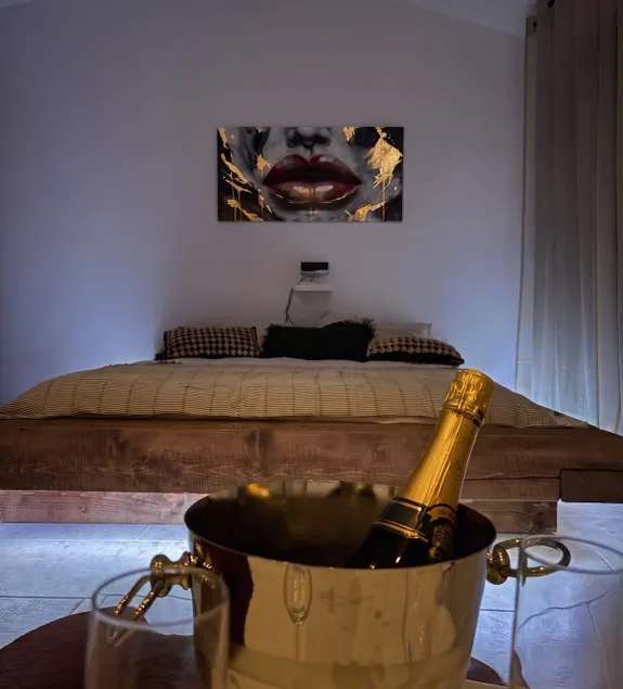 Le Cabanon Secret by Le Mas Aurel de Provence - Image 1