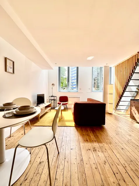 Cozy apartment close to train station - Image 1