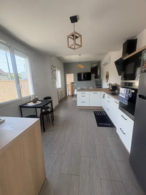 Cozy 62m² House with Spa and Terrace - Orly & Paris - Image 1