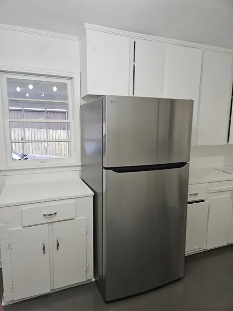 Complete house with 3 rooms. - Image 1