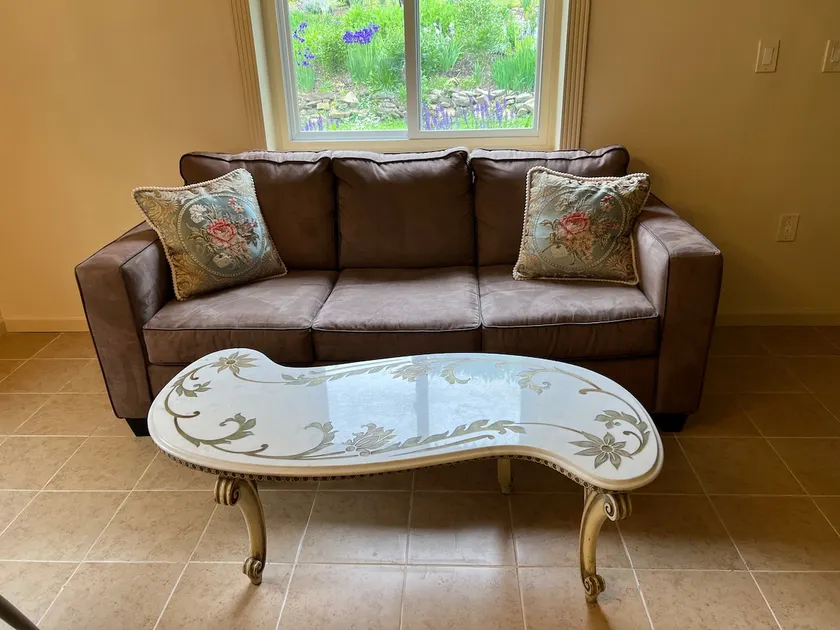 Country Cottage Apartment - Image 1