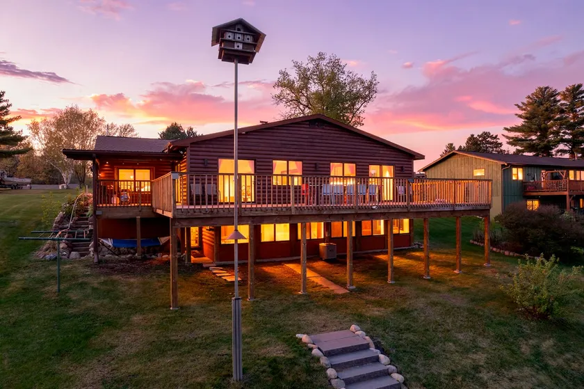 Spacious 5BD+3BA Brainerd lakehouse+Kayaks+Dock - Image 1