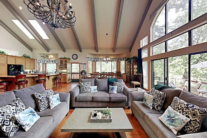 Quiet 2BR Mountainview Dog Friendly - Image 1