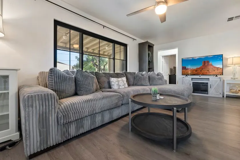 Scottsdale & PHX Retreat | 4BR Near *Mayo &*TSMC* - Image 1