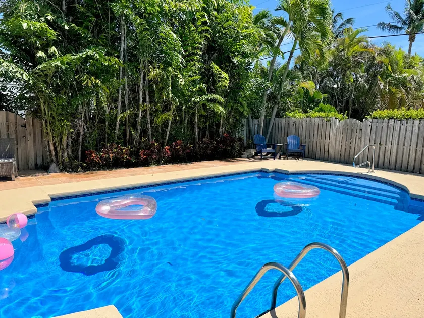 Delray Beach-5 Bedr/4.5 bath*Heated Pool - Image 1