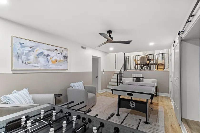 Game Room + Theater · Sleeps 12 · 10 min Downtown - Image 1