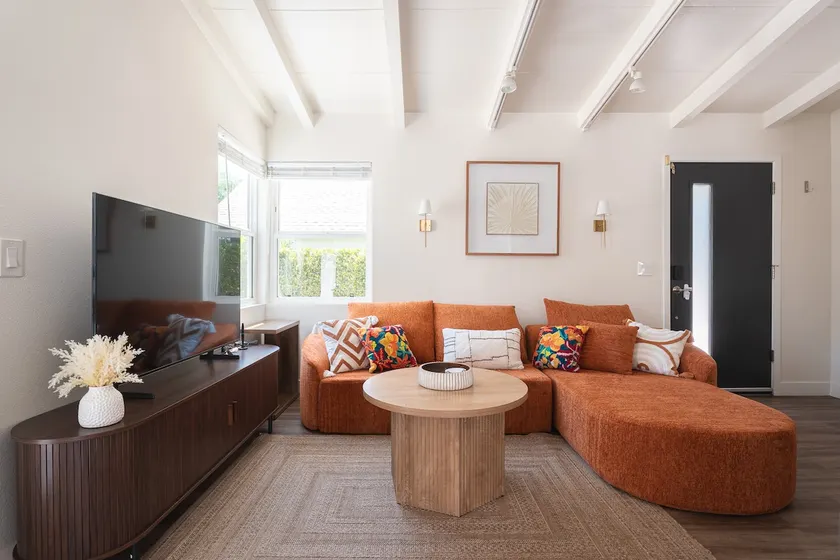 Cozy Organic Modern South Pasadena 2 BR Home - Image 1