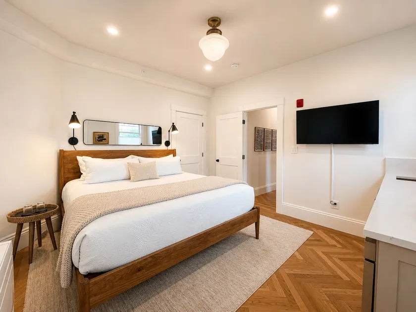 Herringbone Suite at Beacon House - Image 1