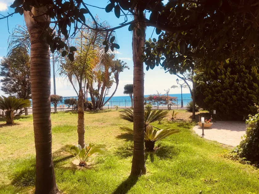 Apartment by the sea 30m from the beach. - Image 1