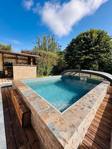 Dream getaway 10 minutes from Paris - Image 1