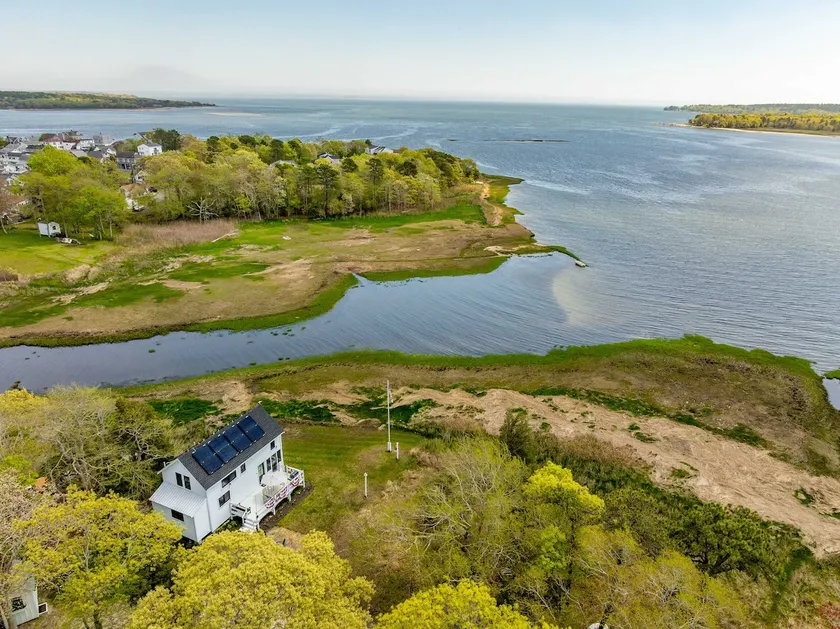 Edgewater Sanctuary | Fully Off Grid | On The Bay - Image 1