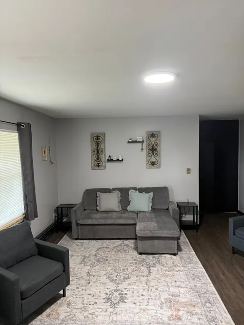 Cozy Retreat 717 - Image 1