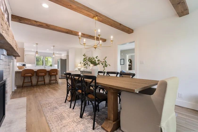 Newly Renovated Farmhouse on a Blueberry Farm - Image 1