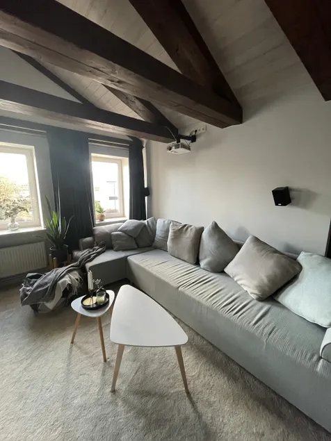 Spacious City Flat — 3BR, Projector, Baby-Ready - Image 1
