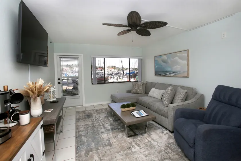 Marinafront Condo w/ Lanai, Pool & Sunset Views - Image 1