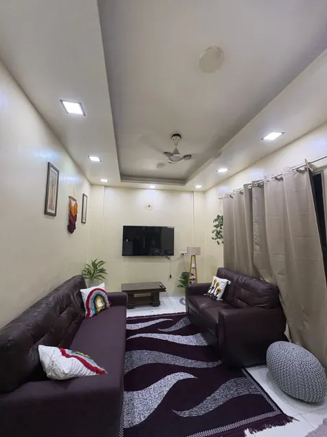 Eloraa Stays- 1BHK Near Airport & Symbiosis - Image 1