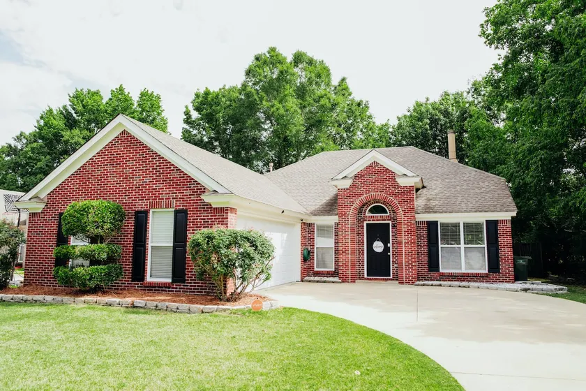 Copperfield Retreat 3BR | Pet-Friendly Escape - Image 1