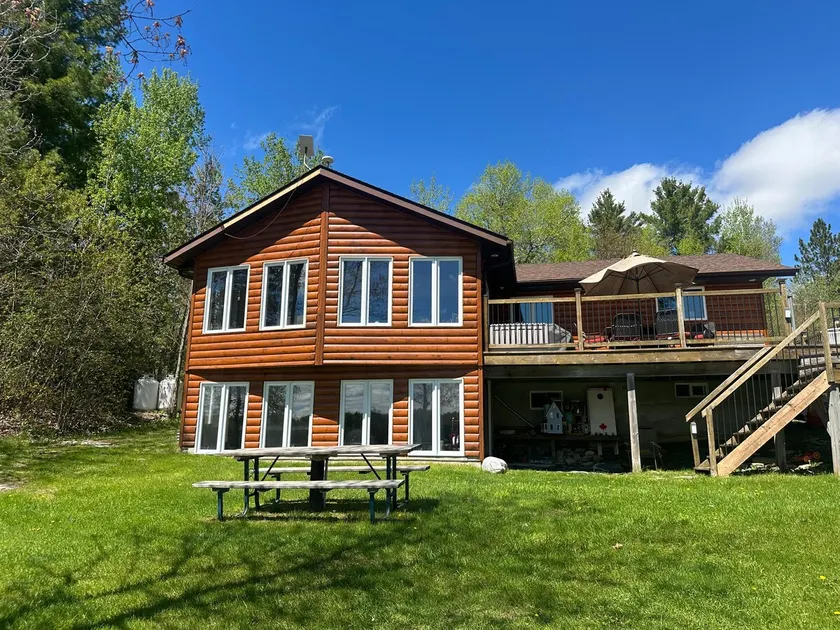 Home away from Home Lakefront Cottage Getaway - Image 1