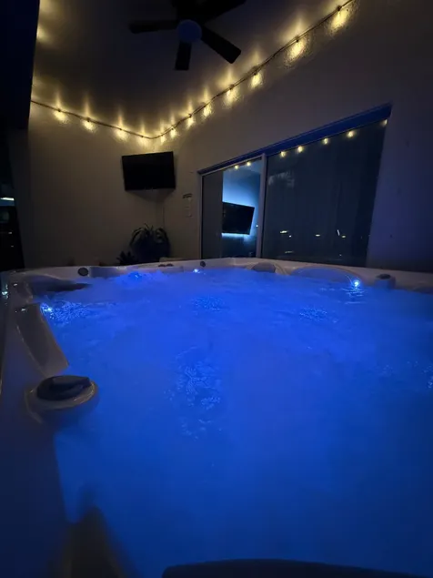 Palm Grove | Hot tub • RSW • Hertz • JetBlue Park - Image 1