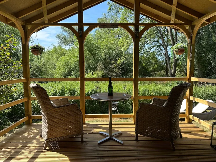 Woody Nook Annexe - Image 1