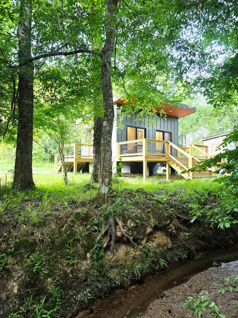 Creekside cabin in the country! - Image 1