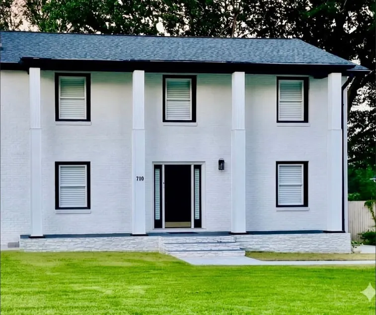 4BR Home • 2 Primary Suites • Near Charlotte - Image 1