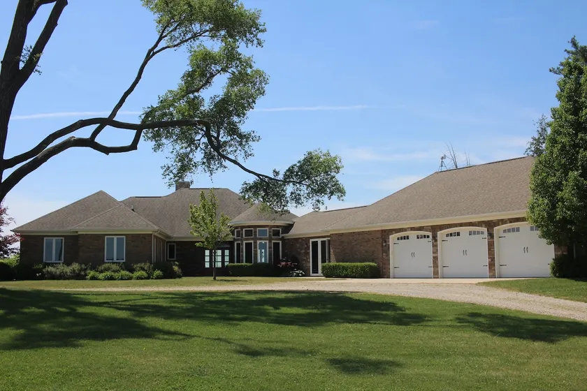 The Hoppe House. - Image 1