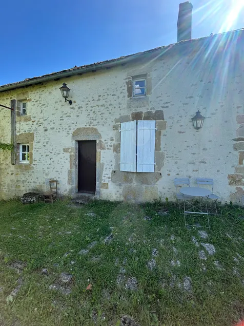 Charming house with character - Image 1