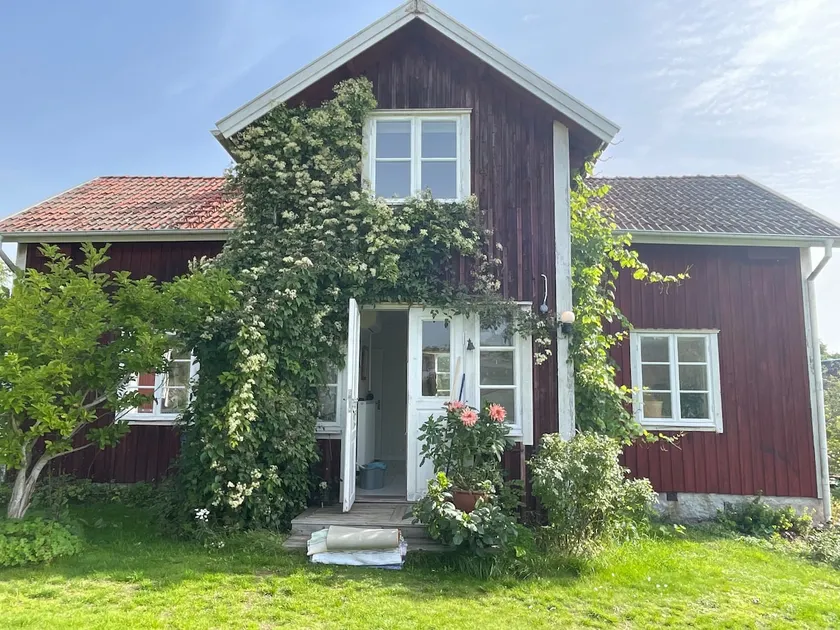 Rural paradise by the sea - Image 1