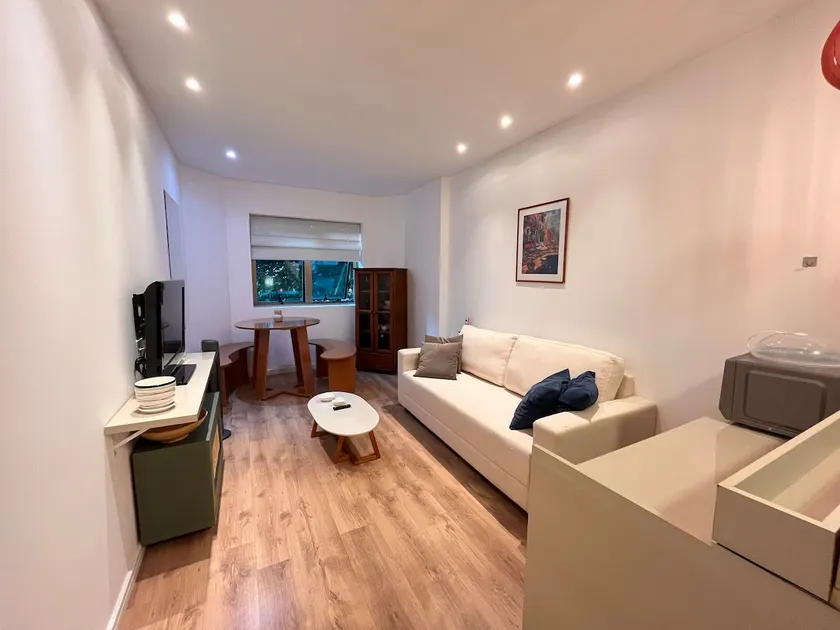 Apartment by the Lagoon | Pool and Garage - Image 1