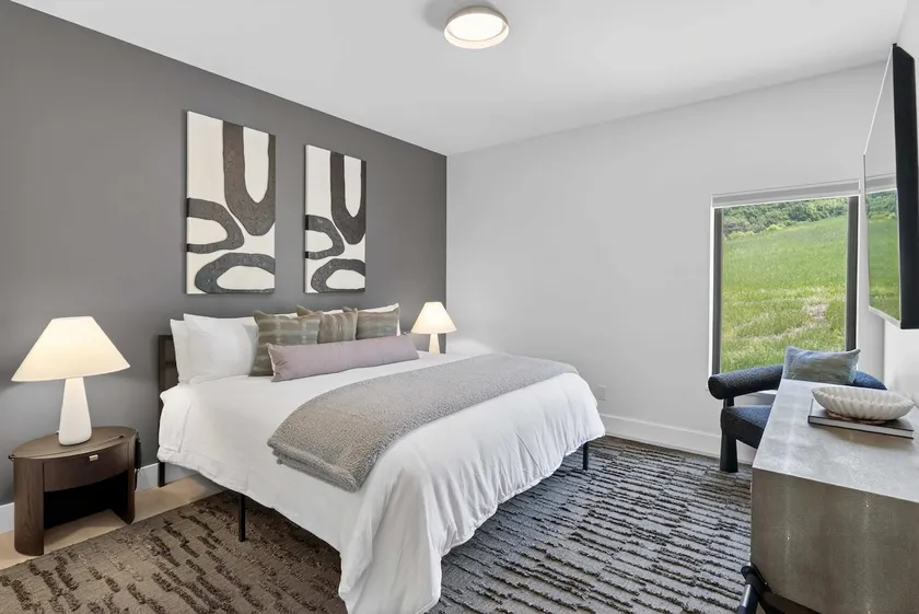 Hillside Loft- 15 Mins to Cornell & IC- King Beds - Image 1