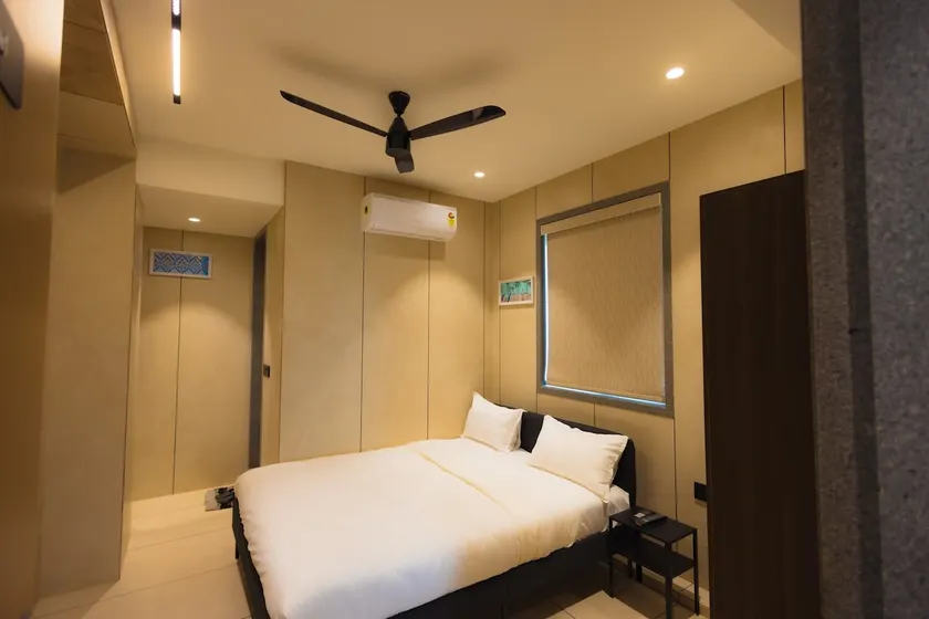 Nirrtul Pearl Studio Apartment Cozy & Quite - Image 1