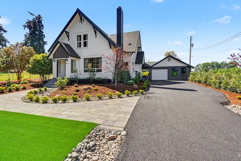 Orchard Grove Retreat - Image 1