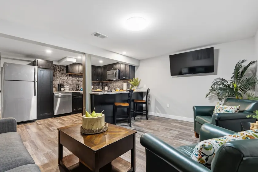 Modern Reynoldsburg Retreat Near Columbus - Image 1