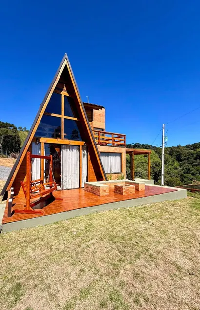 Ninho na Montanha Your Getaway in the Mountains - Image 1