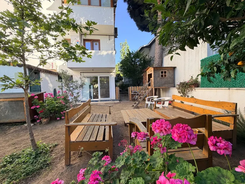 Duriye s House Cozy House with Garden in Urla - Image 1