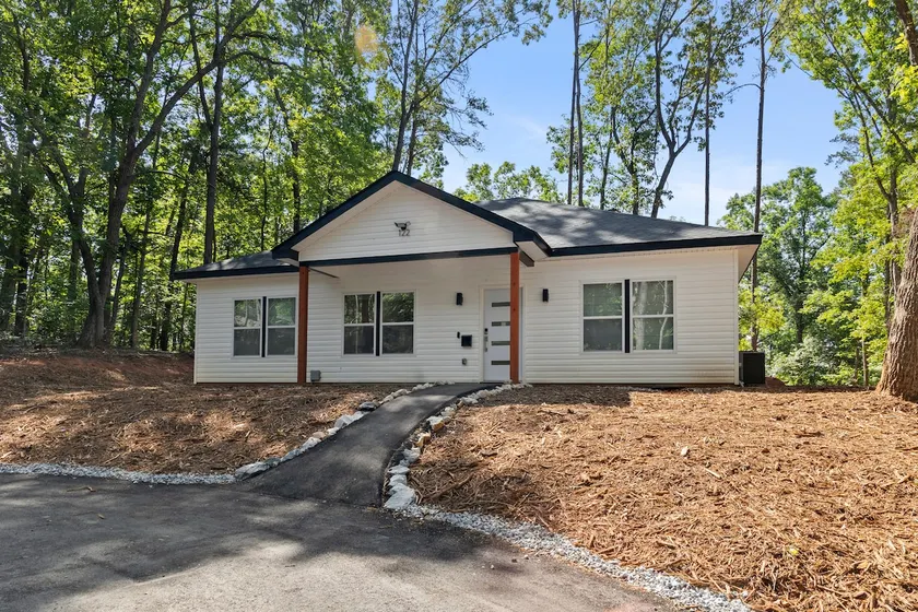 Jade Retreat - Cozy home in Lake Hartwell - Image 1