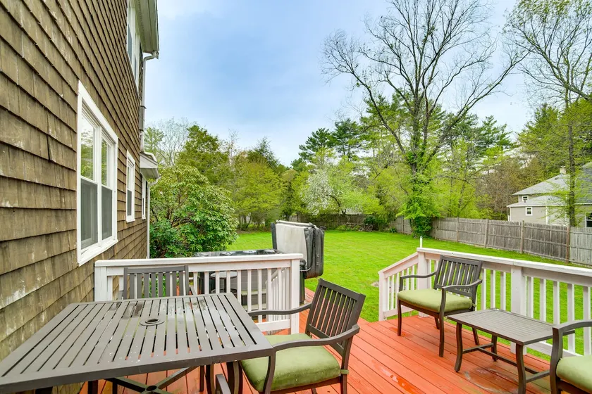 Private Hot Tub, Yard & Games Galore: Plymouth Gem - Image 1