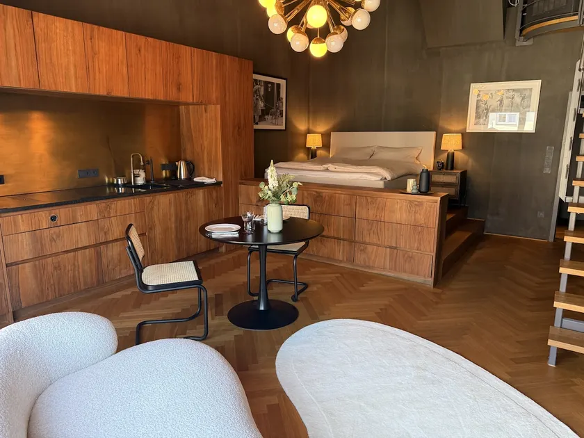Luxury Rooftop Apartment Munich Center - Image 1