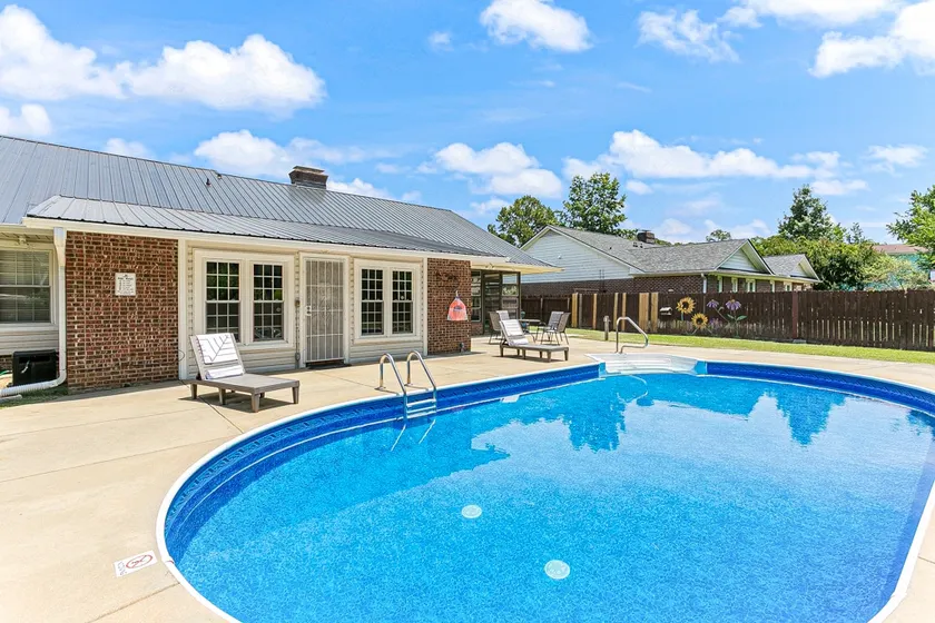Sugar Cane Ranch: Private Pool, Yard & Near Bragg - Image 1