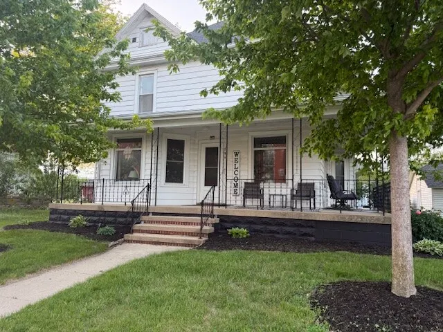Family-friendly house with game room. - Image 1