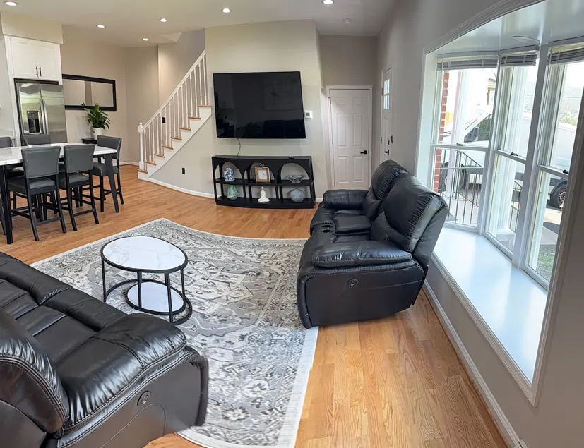 Newly renovated Cumberland House with a view - Image 1