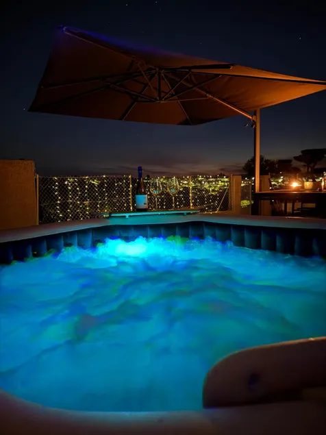 Villa Mathilde, Jacuzzi - Pool, Beautiful View - Image 1