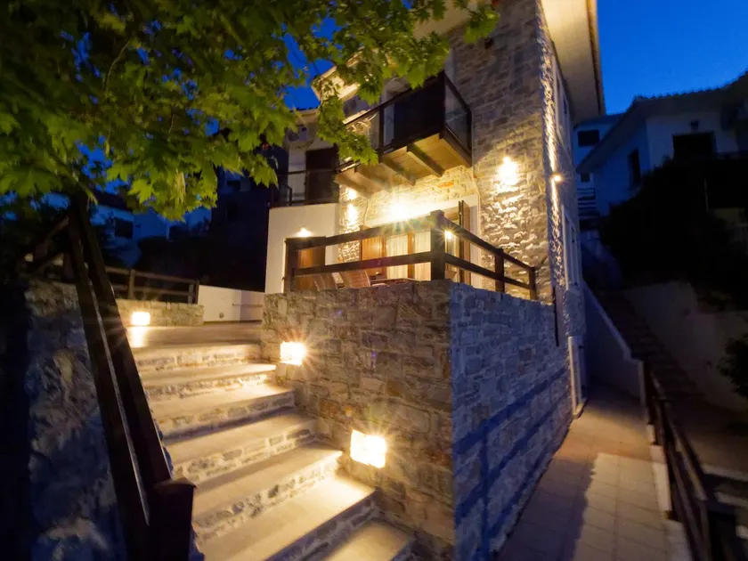 Agios Ioannis luxurious beachfront studio - Image 1