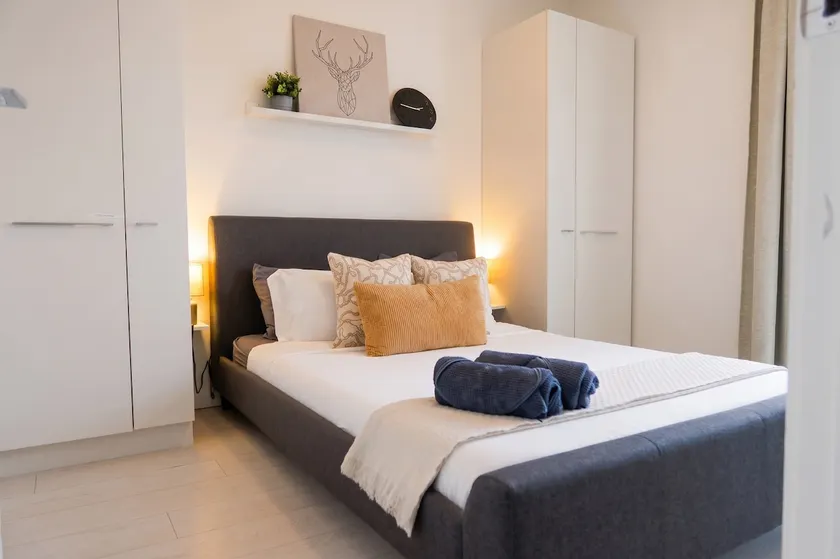 Olympic Village-Sleeps 5-AC Mtn & CityViews - Image 1