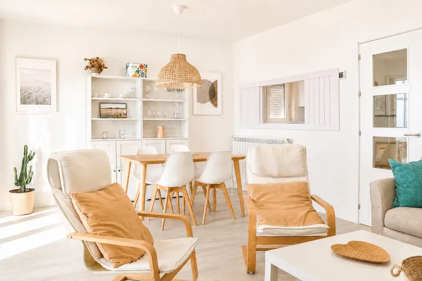 Private terrace, swimming pools, parking & tennis. - Image 1