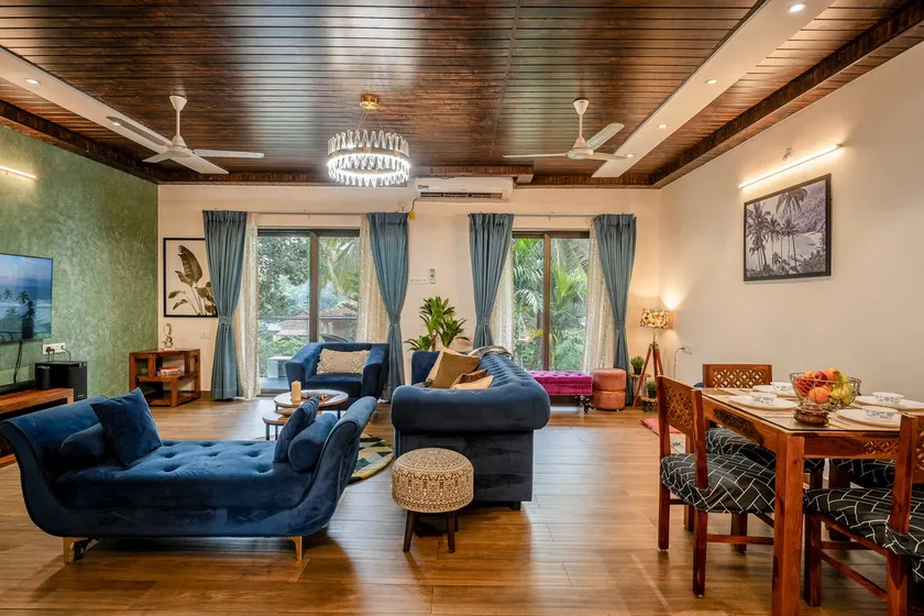 Tropical Designer 2BHK w/ Pool •10 Min to Candolim - Image 1