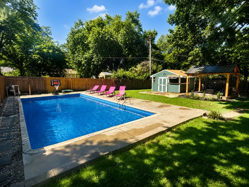 Hidden Gem | Saltwater Pool + Poker Lounge - Image 1