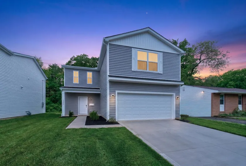 Stylish 4BR Home w/ Garage & Modern Spaces - Image 1